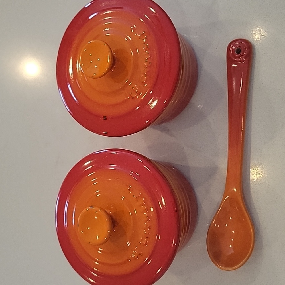 Le Creuset Flame Orange Spice Containers / Food Storage With Spoon